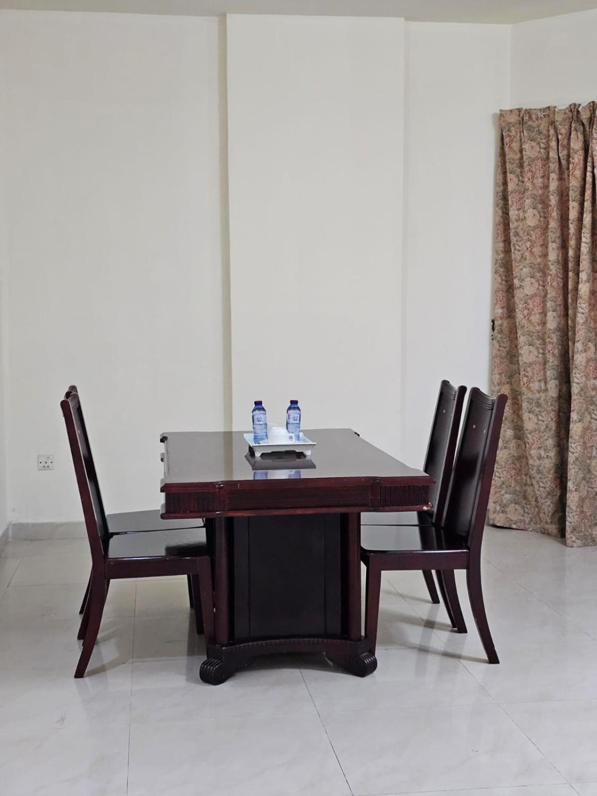 Al Sahab Tower Apartment Манама Екстериор снимка